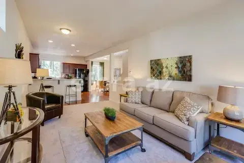 4 otaqlı yeni tikili, 165 m²