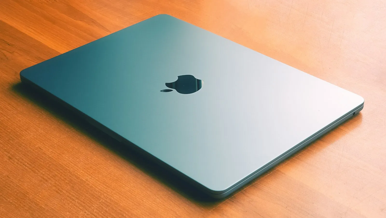 MacBook Air M2, 13″